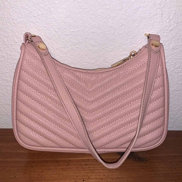 Blush pink Steve Madden small handbag. Gold hardware. - Picture 2 of 8
